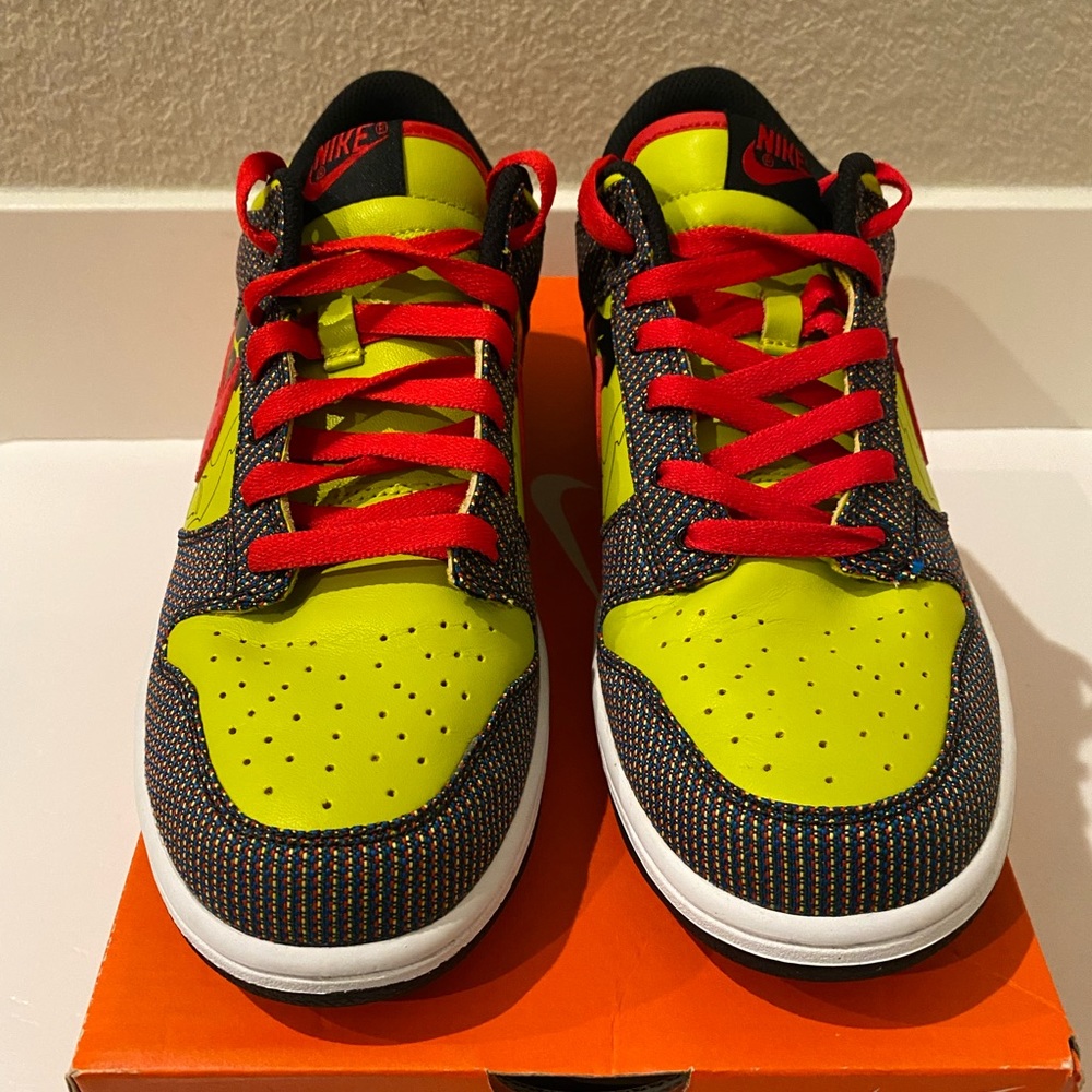 Nike Dunk Low Premium
